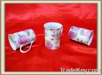 https://fr.tradekey.com/product_view/11oz-Straight-Porcelain-Mug-With-Flower-Design-2126762.html