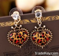 https://fr.tradekey.com/product_view/2013-New-Fashion-Bj-Jewelrys-Heart-Stud-Earrings-4760072.html