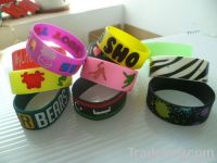 Custom Debossed Wide Silicone bracelet 1 inch Silicone bracelet wrist