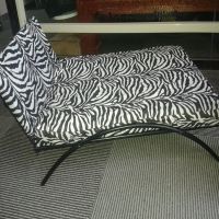 Polyester short plush printing fabric with hardware base zebra dog chair