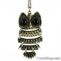 RETRO OWL NECKLACE