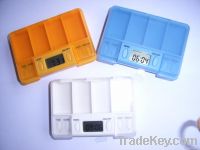 pill box timer, pill box with timer, pil timer box