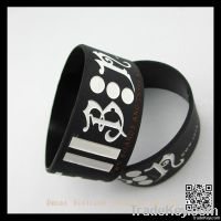 man's big size debossed logo silicone wristbands