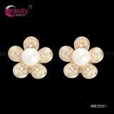 Luxury Newest Style Golden Flower Crystal Pearl Clip Earrings