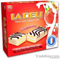 Ladeli Strawberry Fresh Milk Cake