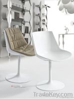 Modern Plastic Chair with Cushion