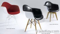 Modern Plastic Chair with Cushion