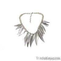 Leaf Design Metal NEcklace