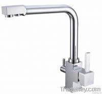 Water filtration faucet