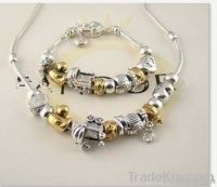 glass beads necklace and bracelet