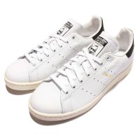 white      casual shoes