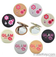 Round plastic pocket mirror with crystal decorated