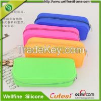 Hot promotional silicone pen bag colorful silicone pencil bag supplier