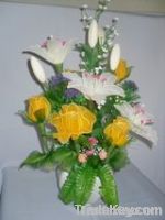 https://ar.tradekey.com/product_view/Arrangement-Of-Artificial-Flowers-Yellow-Roses-And-White-Lilies-3917809.html