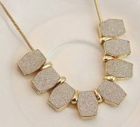 New Coming Gold Alloy Fashionable Statement Necklaces choker necklace Fashion Jewelry For Women