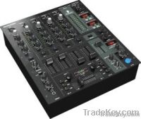 Behringer DJX-750 Mixers