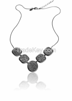 Brazilian Fashion Necklace with druzy natural stone