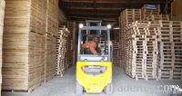 Four way and two way wooden pallets