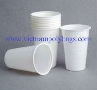 Disposable plastic cup