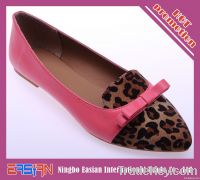 Classic leopard pattern flat shoes with bowtie