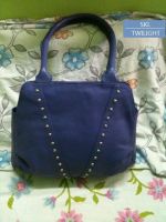 LADIES CLASSIC LEATHER BAGS