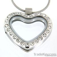 Nice-looking Heart-shaped Floating Charms Locket in Stainless Steel FC