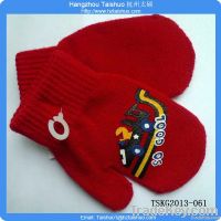 Kids acrylic mittens with cartoon printing knitting glove