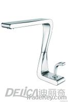 Modern Deck Mounted Single Handle Brass Chrome Kitchen Faucet With CUP