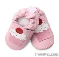 Leather shoes for babies and toddlers