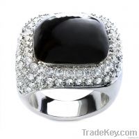 White gold plated ring with crystal