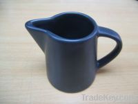 porcelain coffee pot //tea pot
