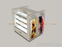 Cosmetic display showcase counter