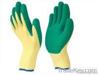 Latex crinkled glove