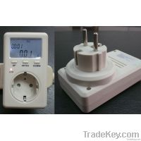 Single phase digital power meter with standard German socket