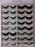 False eyelashes