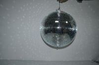 Diameter 40cm silver disco lights mirror ball with plastic core inner material one year warranty