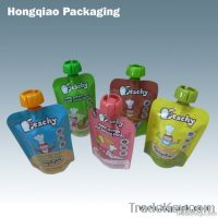 Puree standing bag with straw