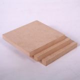 China E1 Raw MDF Board/Melamine MDF with Good Prices