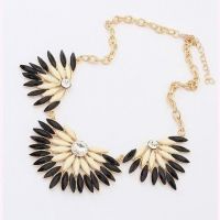 Black White Fashion Half-Flower Necklace