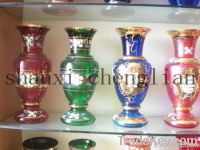 Luxurious glass artware vase