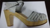 Japanese wooden soled sandals(high-heel)
