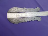 DAMASCUS STEEL TRACKER KNIFE WITH FABULOUS BLADE