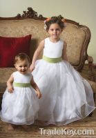 Lovely Sleeveless Scoop Organza Cheap Flower Girl Dress