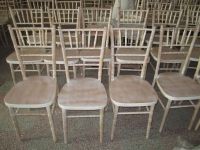 Tiffany chair / chiavari chair