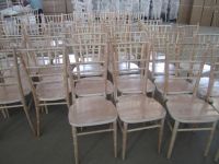 Wood chiavari chair for wedding