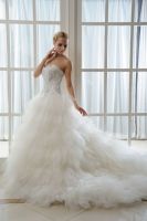Luxury  heavy skirt wedding gowns RE13102