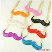 Fashion and lovely personality drip mustache necklace sweater chain bag mail free of charge
