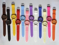 https://ar.tradekey.com/product_view/2013-Hottest-Selling-Lady-girls-Geneva-Silicone-Watches-6173424.html