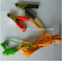 Insulated alligator clip battery cable for solor power device