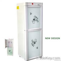 Standing cold and hot water dispenser with cabinet